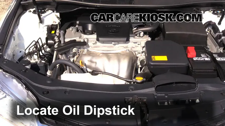 2015 Toyota Camry XLE 2.5L 4 Cyl. Oil Check Oil Level